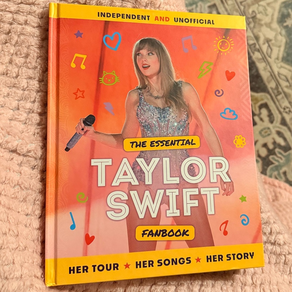 Hardback “The Essential Taylor Swift Fanbook” Her Tour-Her Songs-Her Story